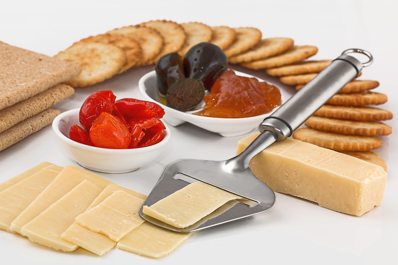 découvrez notre plateau de fromages variés, alliant saveurs authentiques et présentation élégante, parfait pour toutes vos occasions gourmandes.