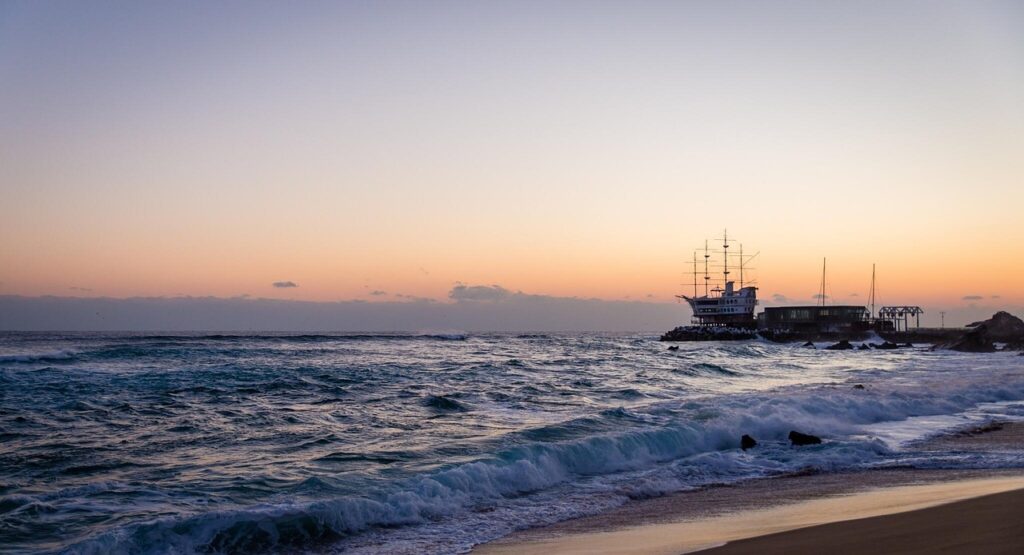 découvrez les aventures et conseils pour voyager en solo en toute sécurité et profiter pleinement de votre liberté autour du monde.