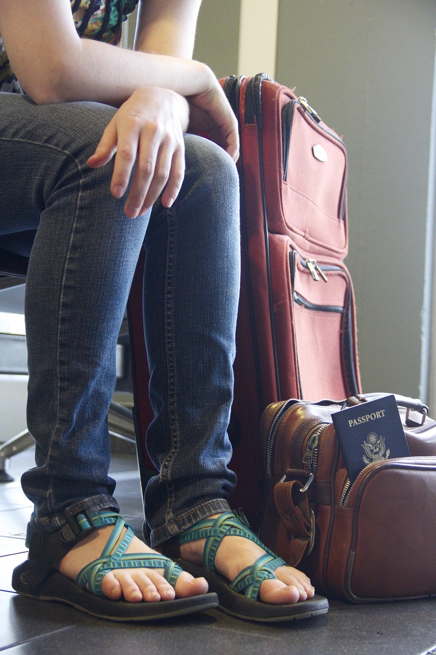 découvrez notre sélection de valises cabine, pratiques et élégantes, conçues pour voyager léger et garder vos essentiels à portée de main.